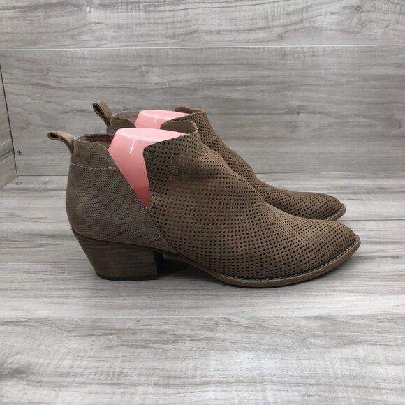 Dolce Vita Ankle Boots Women's 9.5 Brown Suede Slip On Booties - Picture 1 of 11